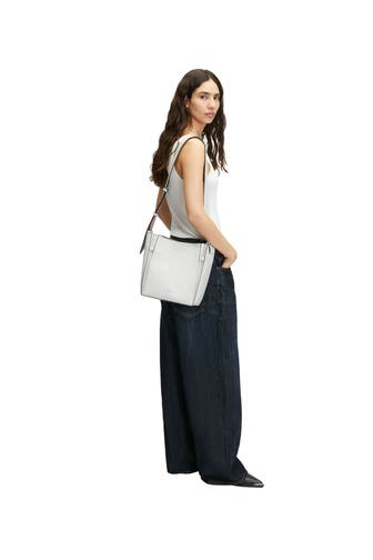 LIEBESKIND BERLIN Schultertasche 'Hilla' ecru