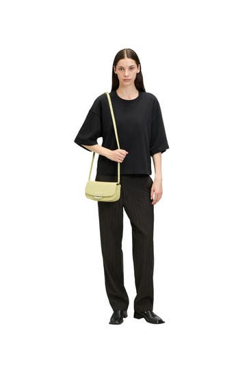 LIEBESKIND BERLIN Umhängetasche 'Ezra' hellgelb