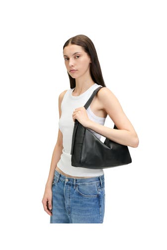 LIEBESKIND BERLIN Schultertasche 'Lou M' schwarz
