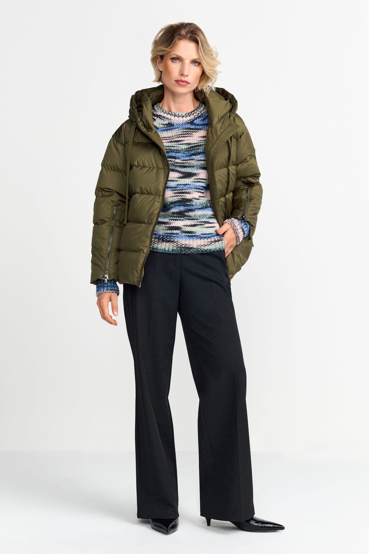 RICH & ROYAL Daunenjacke oliv, Bild 1