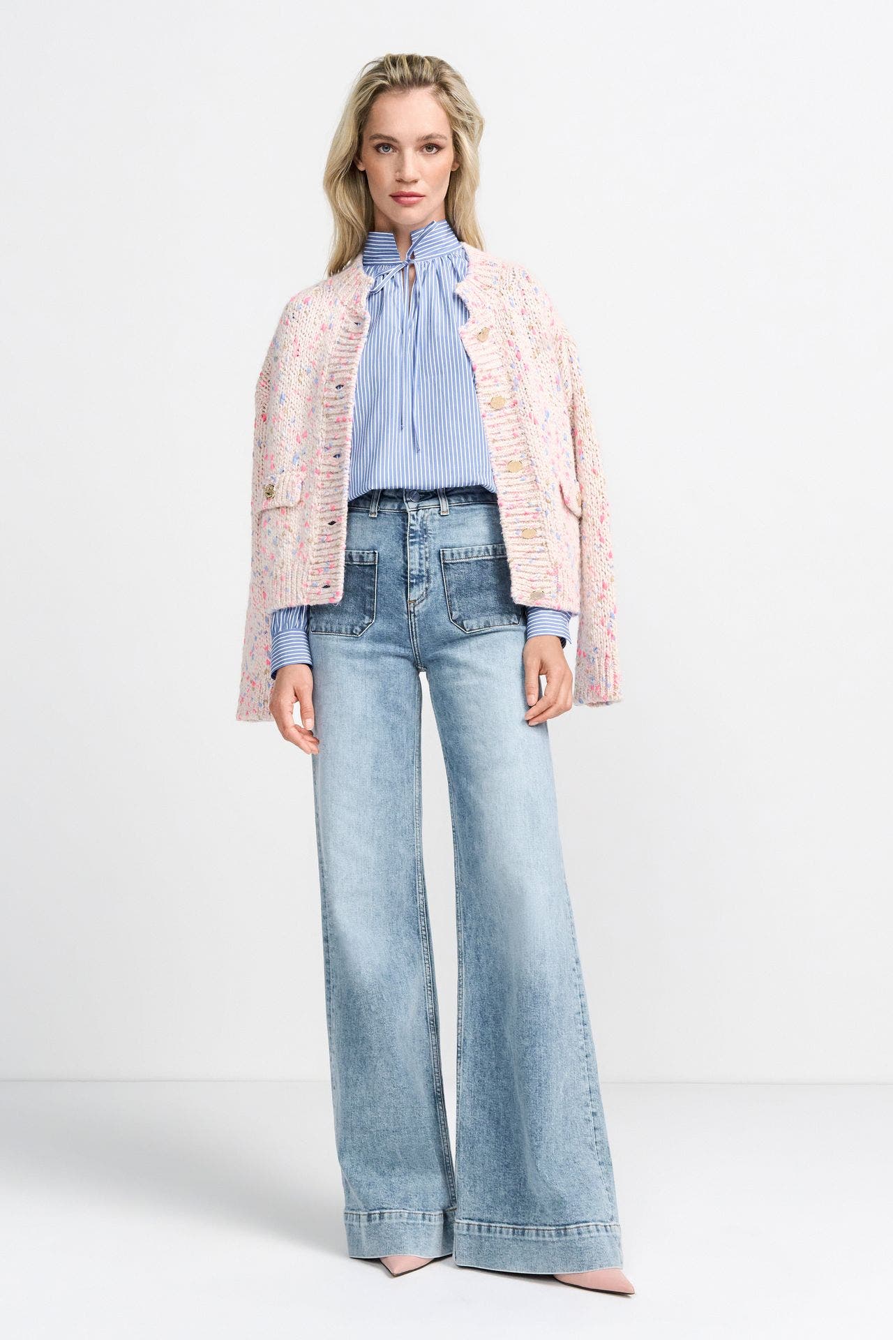 RICH & ROYAL Jeans hellblau flared, Bild 1