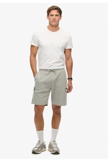 SUPERDRY Sweatshorts hellgrau