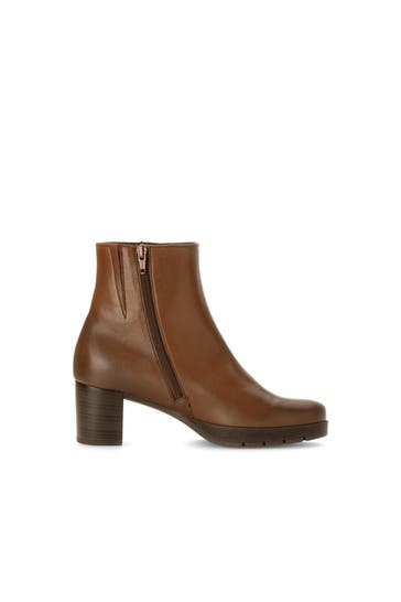 GABOR Stiefeletten cognac