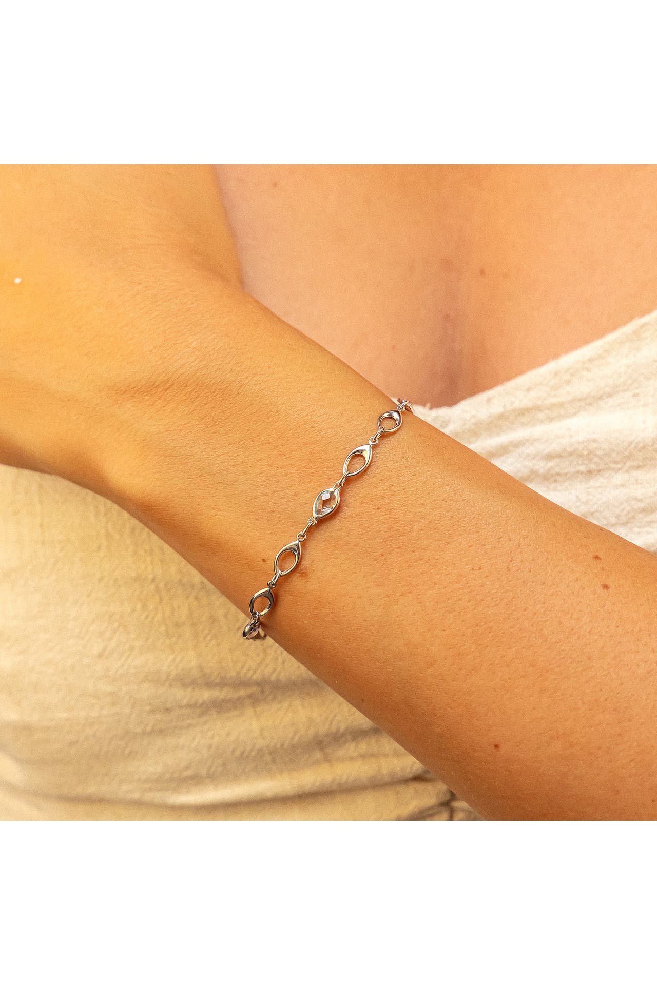 FASCINATION BY ELLEN K. Armband 375 Gold mit Blautopas (beh.) und Amethyst silber, Bild 1