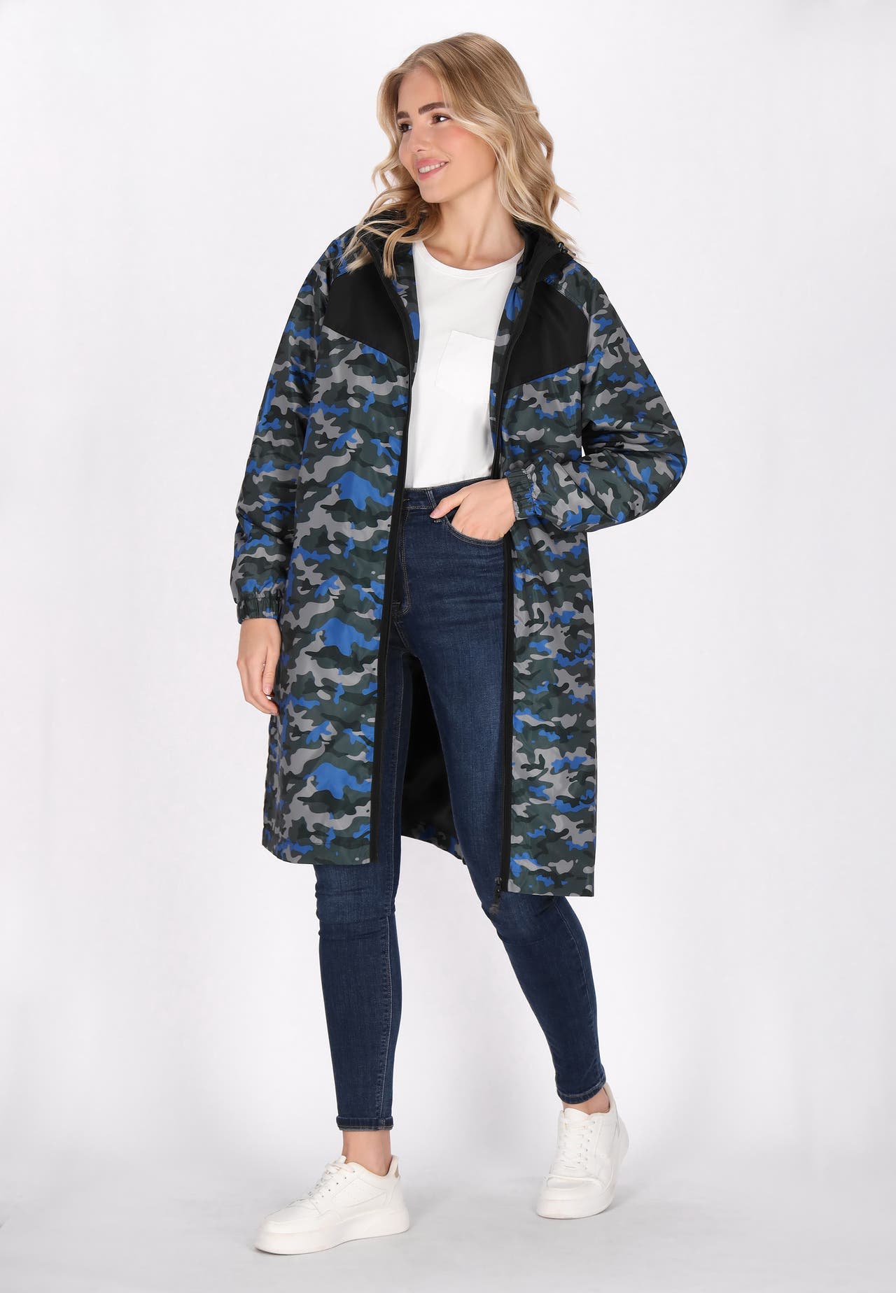 SCHMUDDELWEDDA Mantel Blau Camouflage, Bild 1