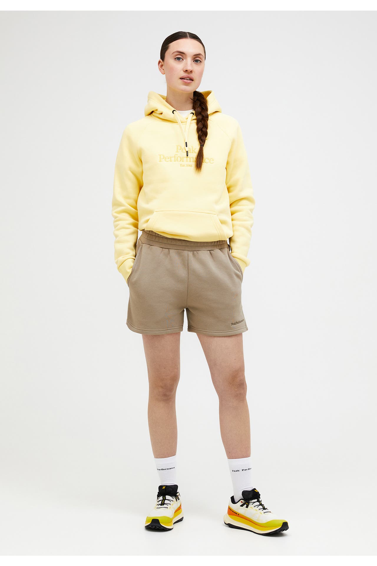 PEAK PERFORMANCE Short W Original Small Logo Shorts hellbraun Straight, Bild 1