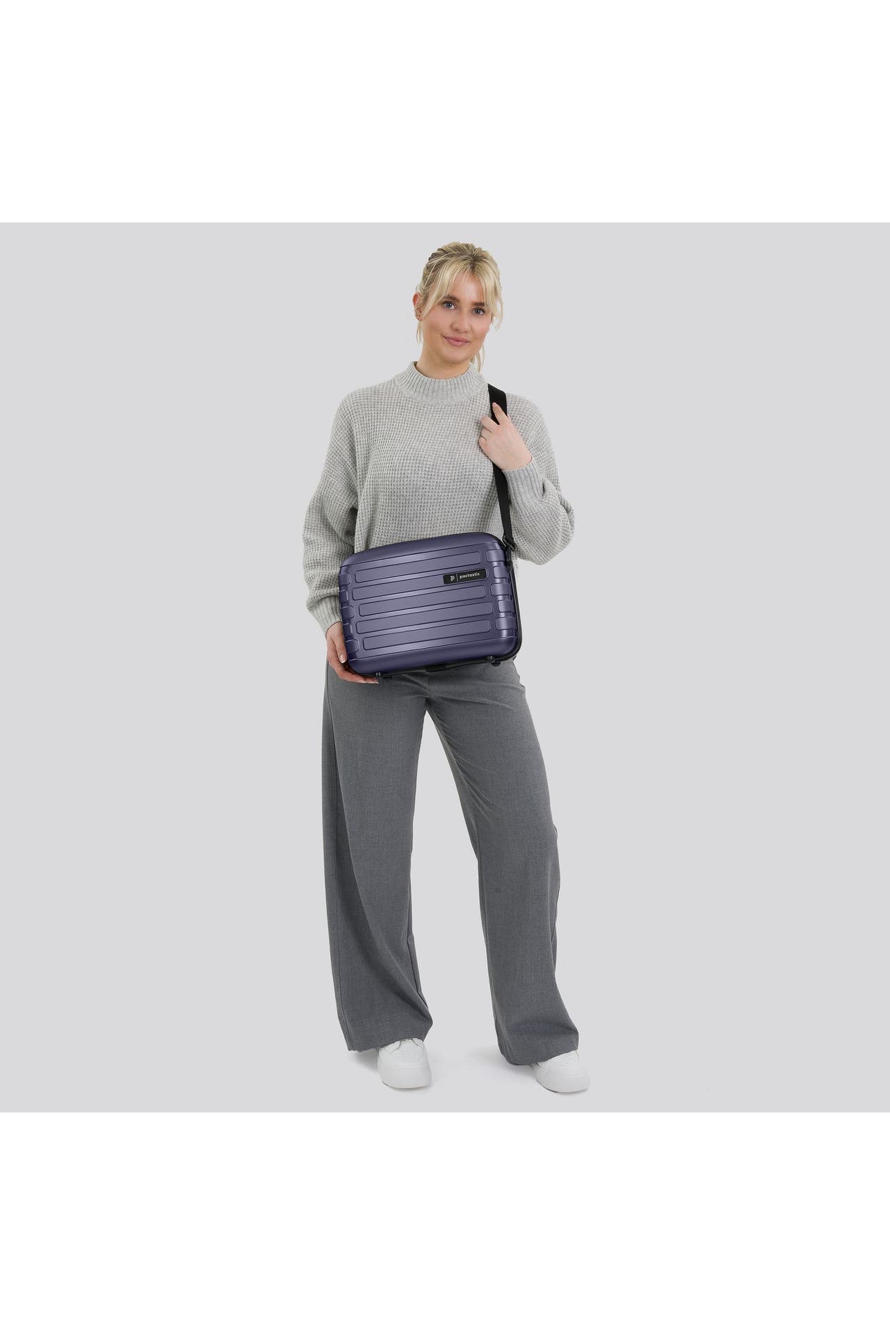 PACTASTIC Kulturbeutel purple-metallic, Bild 1