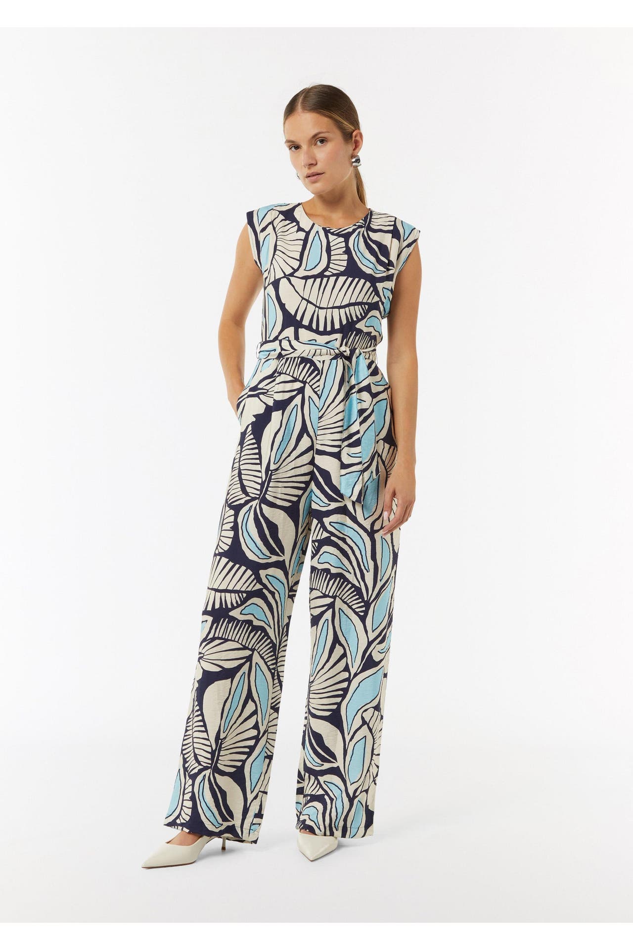 COMMA, Jumpsuit 54B4_hellblau Tapered, Bild 1