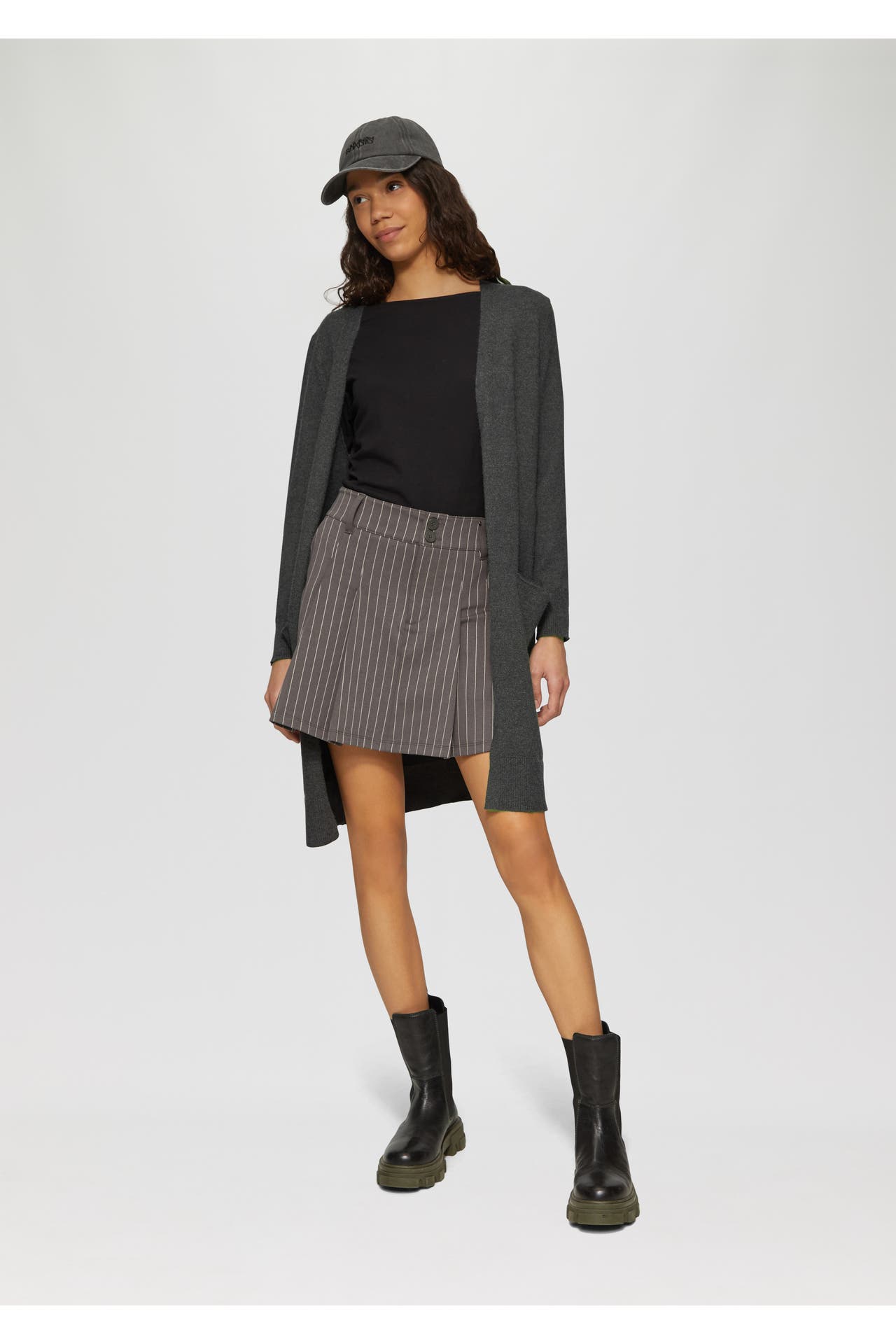 QS BY S.OLIVER Strickjacke 99W0_schwarz, Bild 1