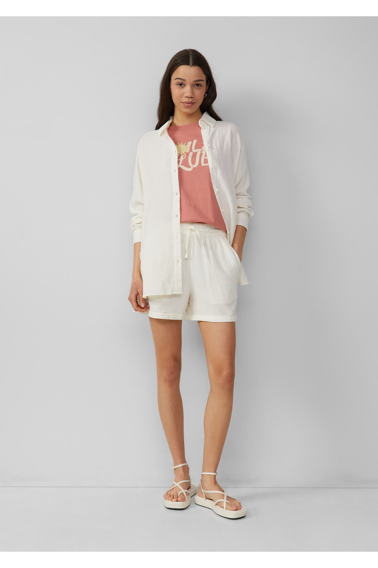 QS BY S.OLIVER Short 0200_ecru Tapered, Bild 1