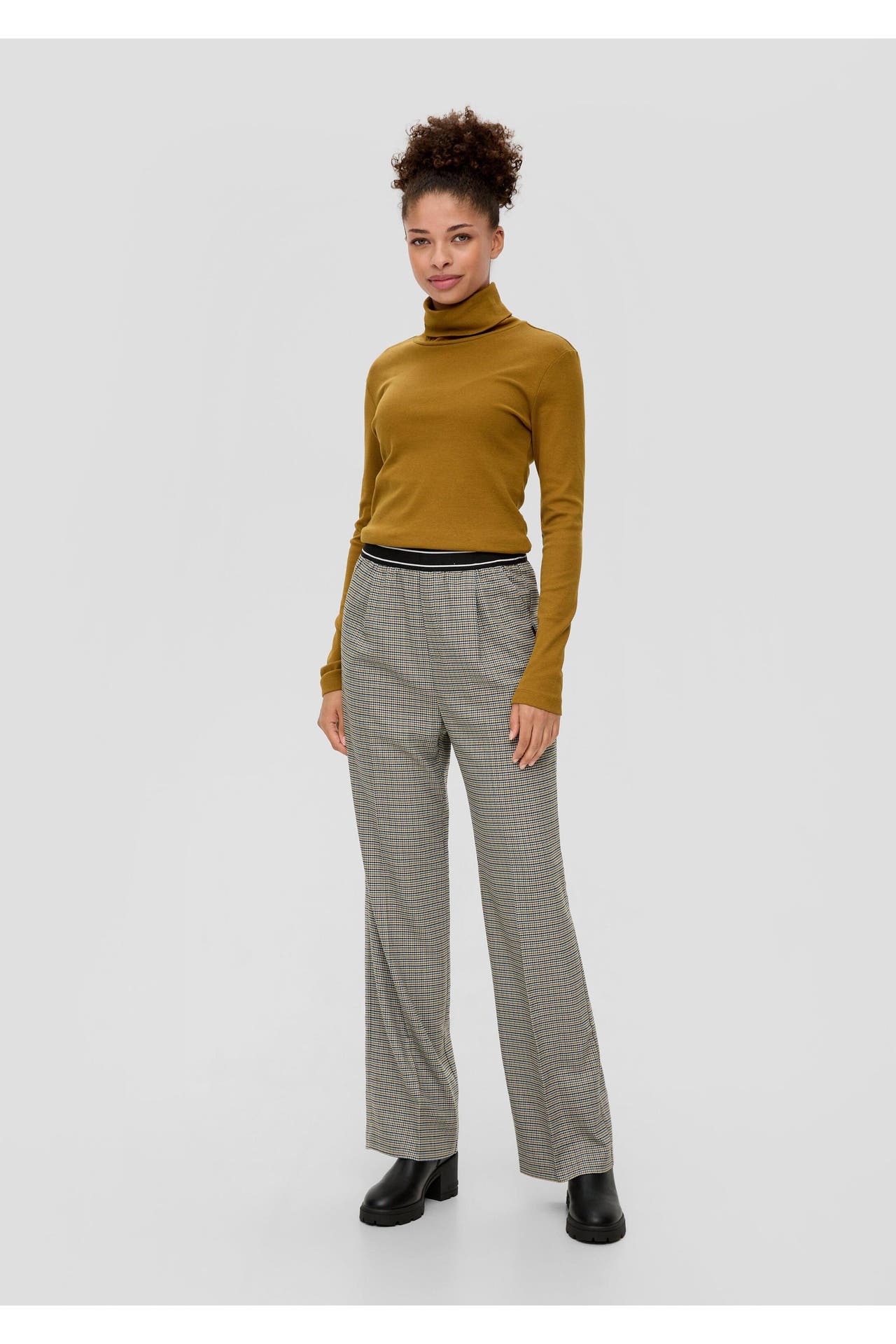 QS BY S.OLIVER Stoffhose 02N0_ecru Tapered, Bild 1