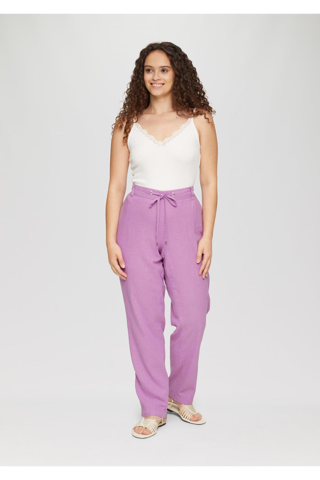QS BY S.OLIVER Stoffhose 4721_lavendel Tapered, Bild 1