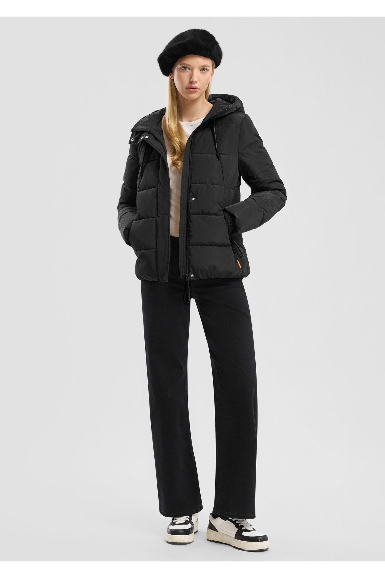 QS BY S.OLIVER Jacke 9999_schwarz, Bild 1