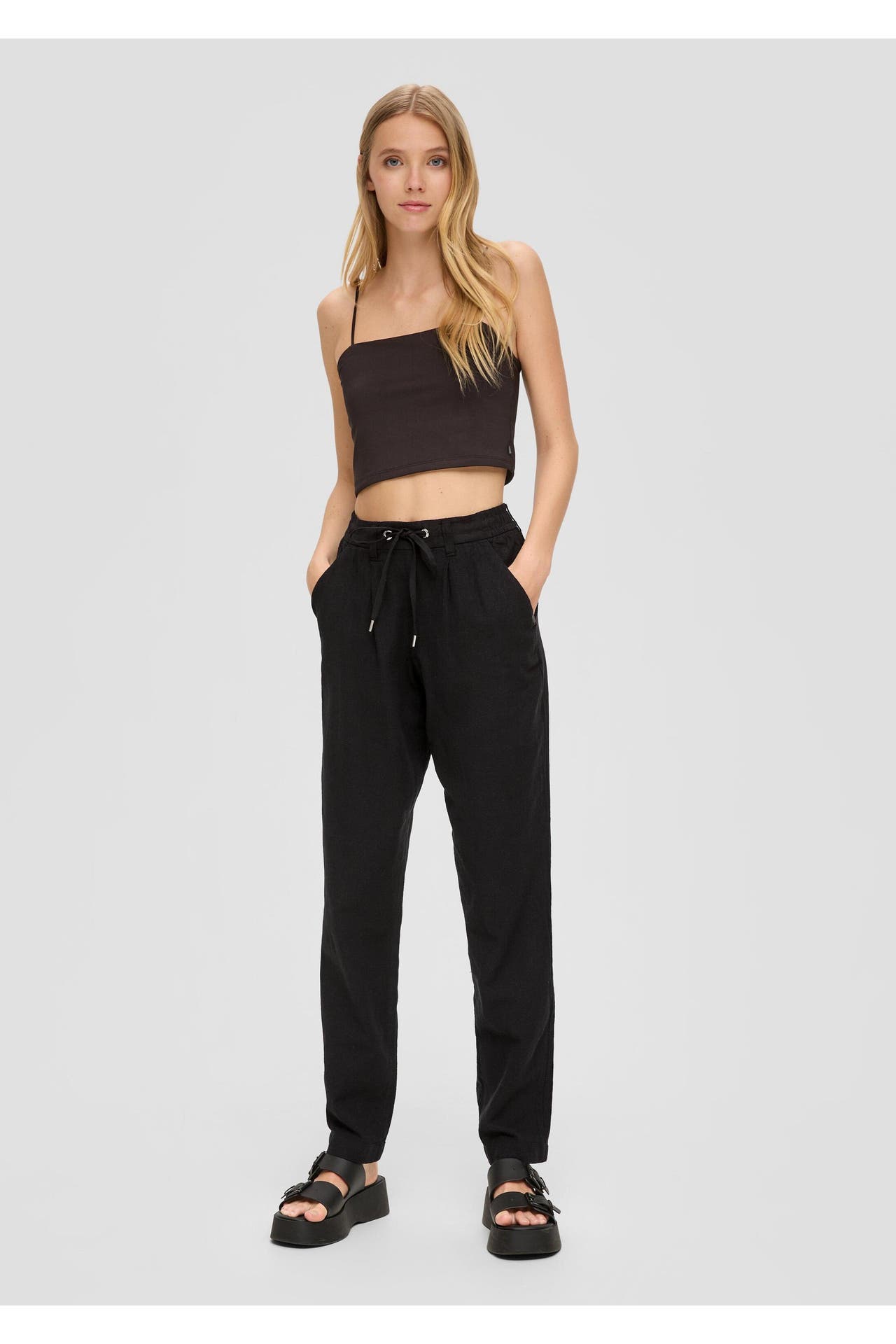 QS BY S.OLIVER Stoffhose 9999_schwarz Tapered, Bild 1