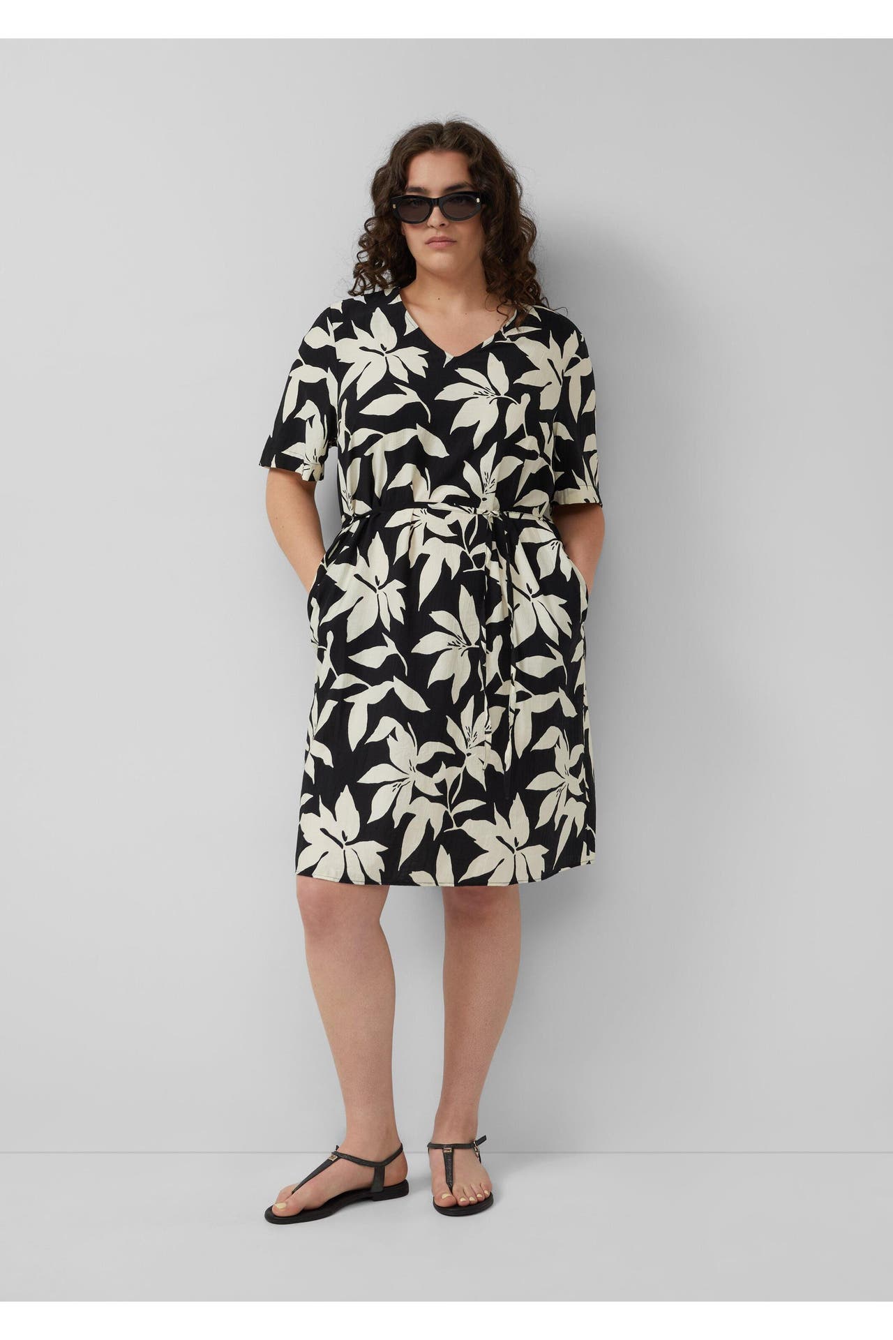 S.OLIVER Kleid 99A2_schwarz, Bild 1