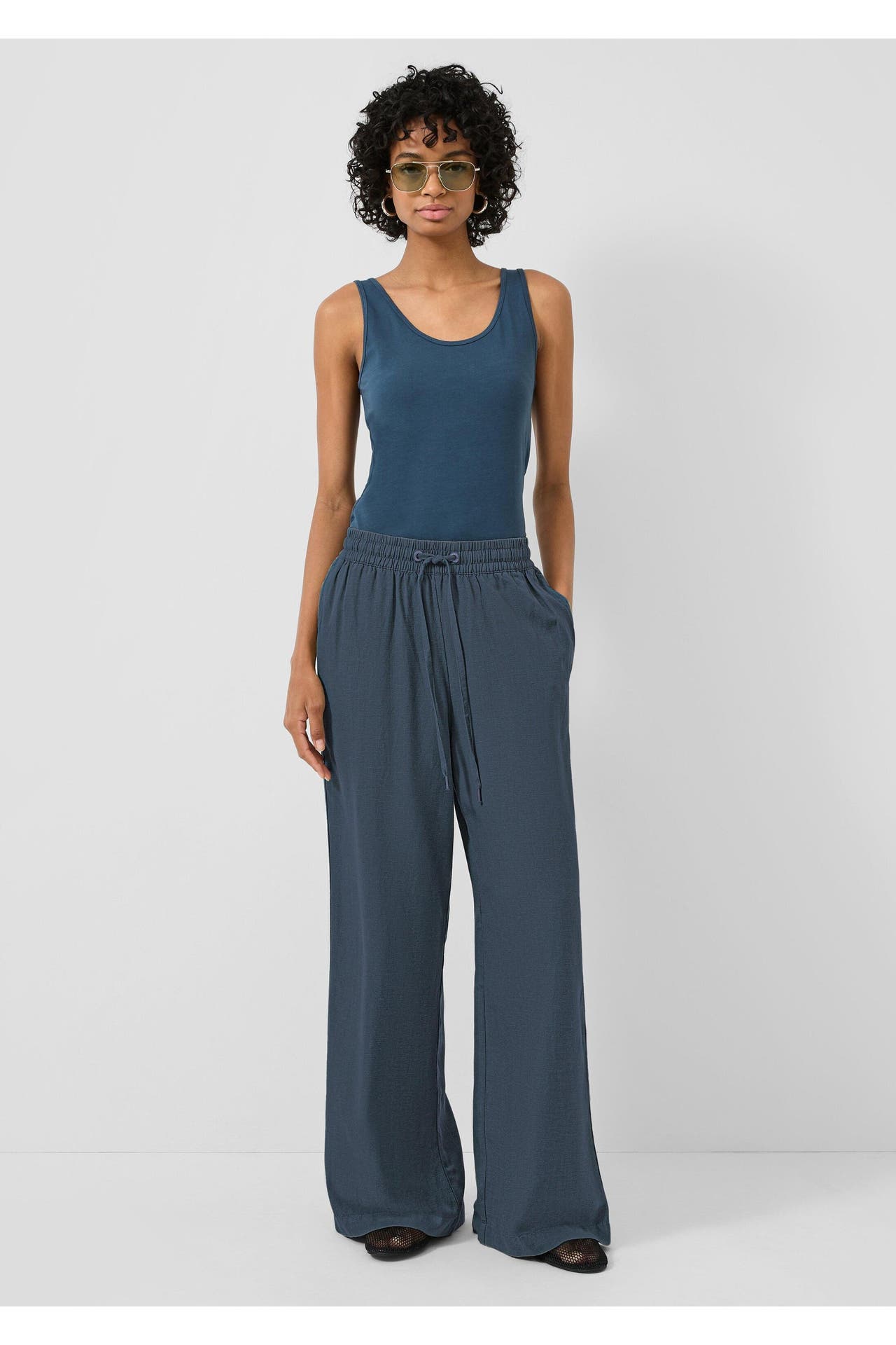 QS BY S.OLIVER Stoffhose 5820_tiefblau Tapered, Bild 1