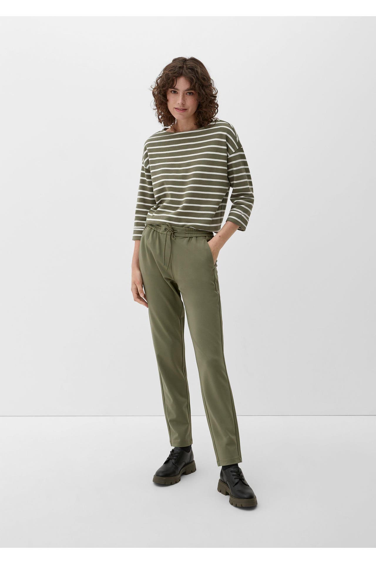 S.OLIVER Chino 7928_olivgrün Tapered, Bild 1