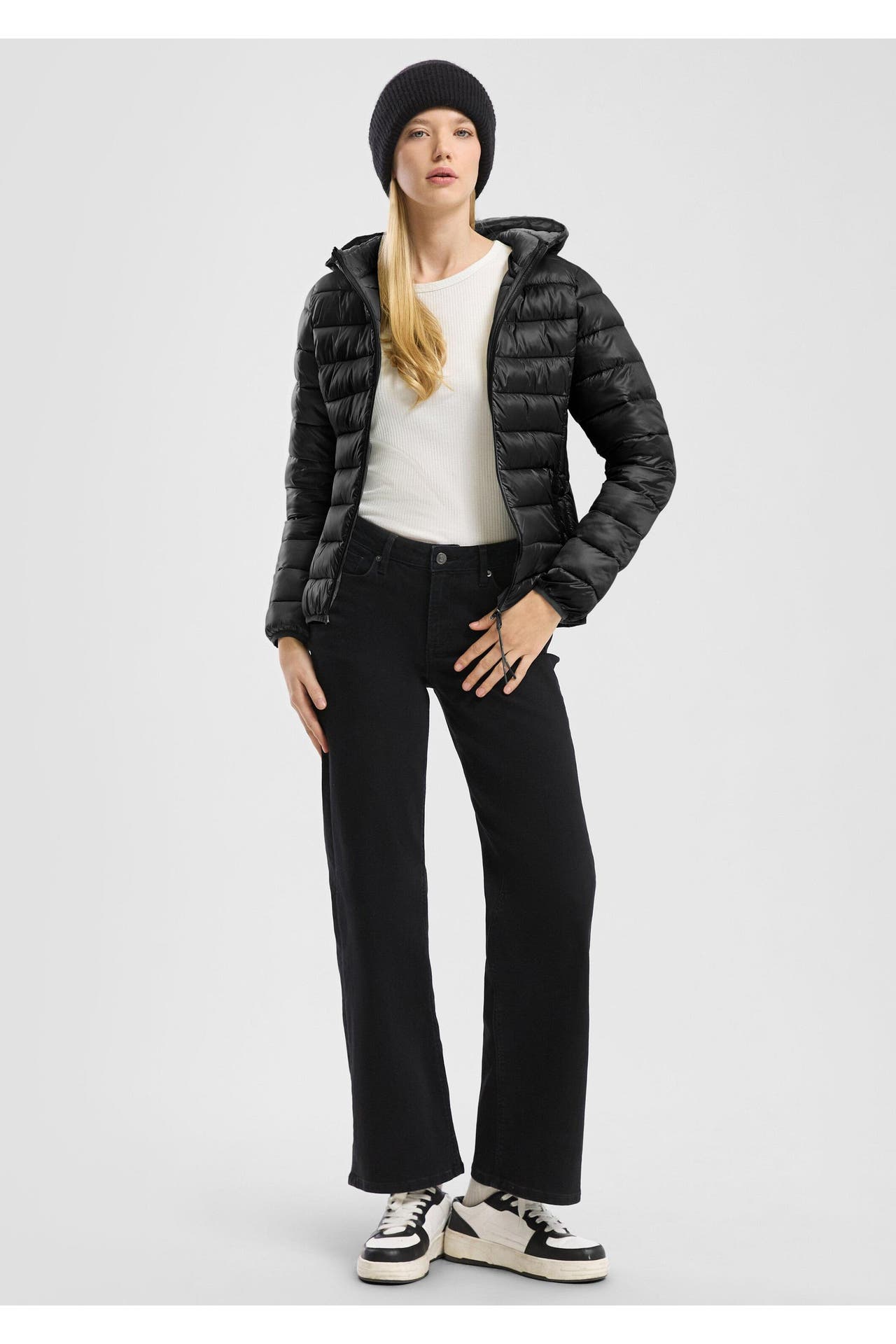 QS BY S.OLIVER Jacke 9999_schwarz, Bild 1
