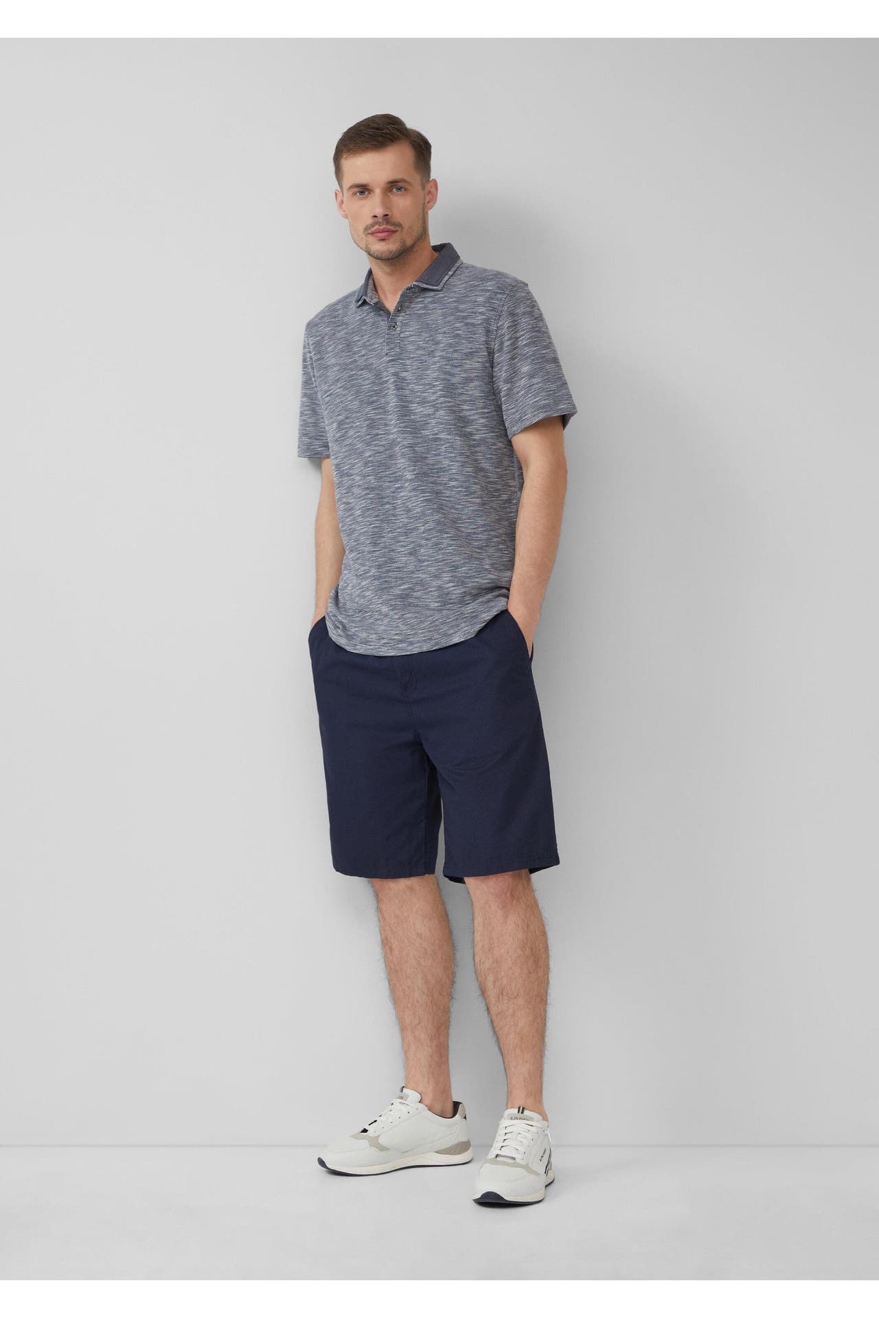 S.OLIVER Short DETROIT 58A9_tiefblau Tapered, Bild 1