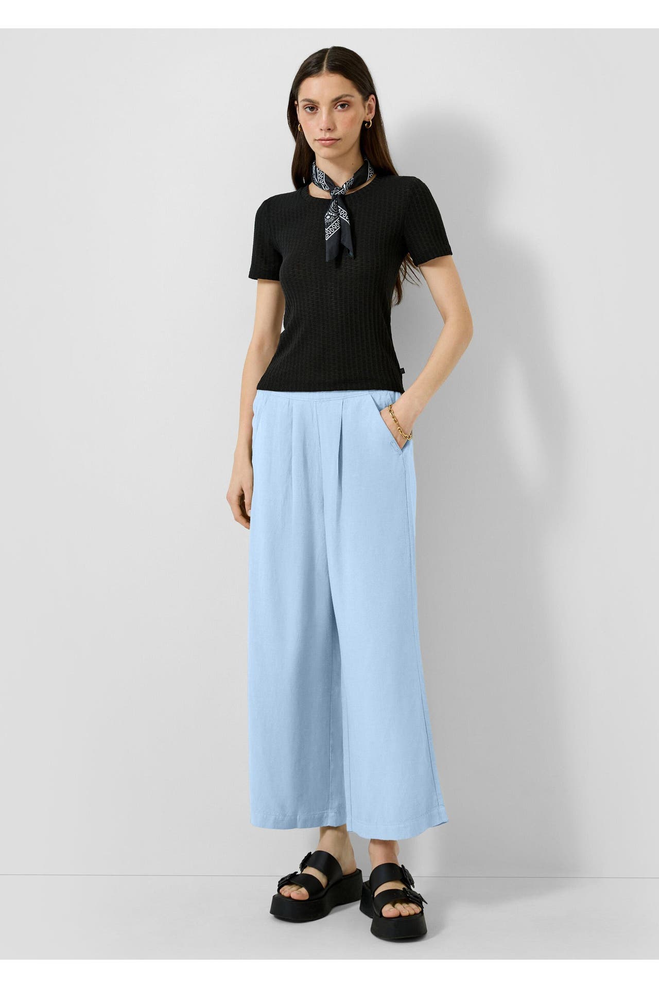 QS BY S.OLIVER Stoffhose 5104_hellblau Tapered, Bild 1
