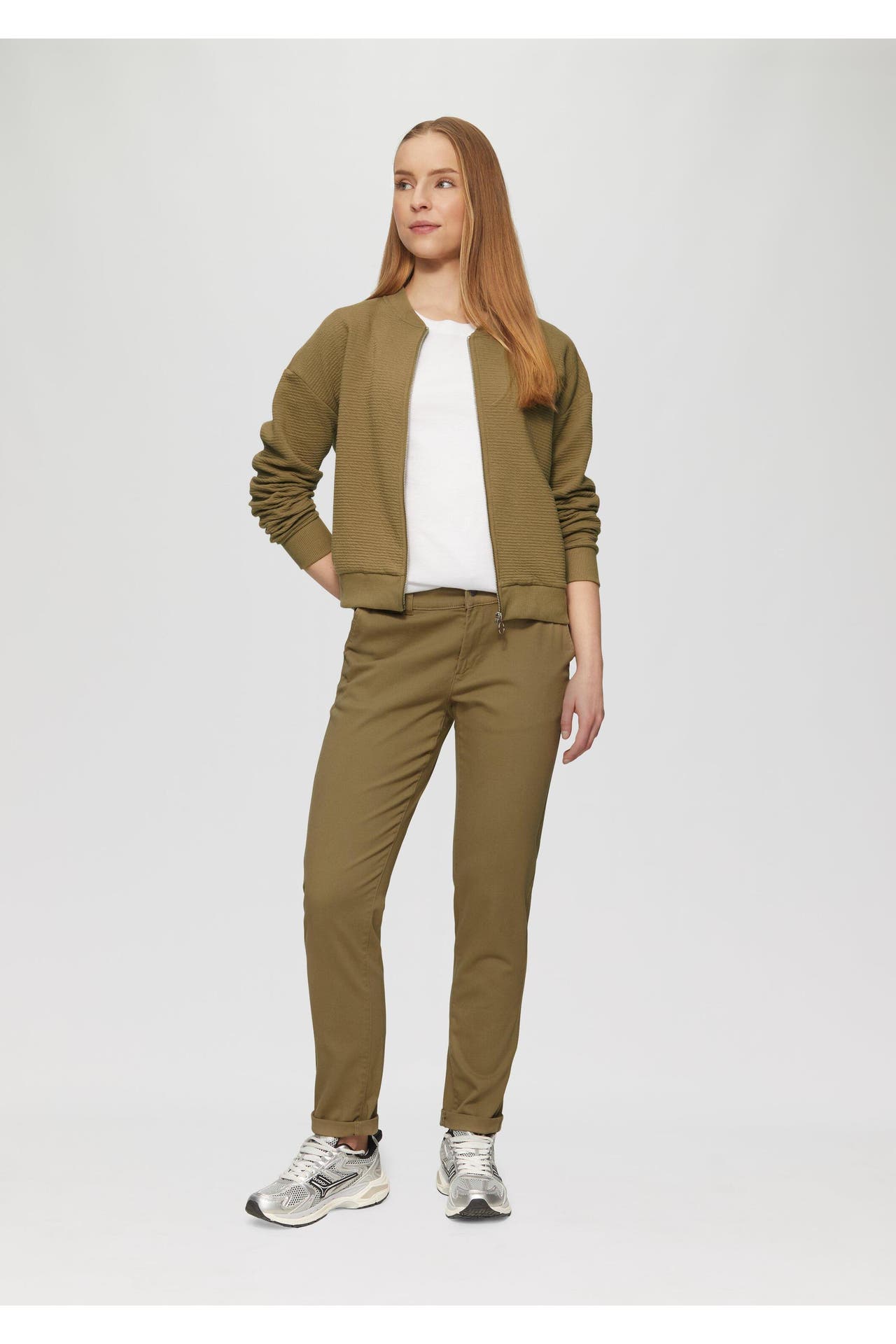 QS BY S.OLIVER Chino CHINO 7854_olivgrün Tapered, Bild 1
