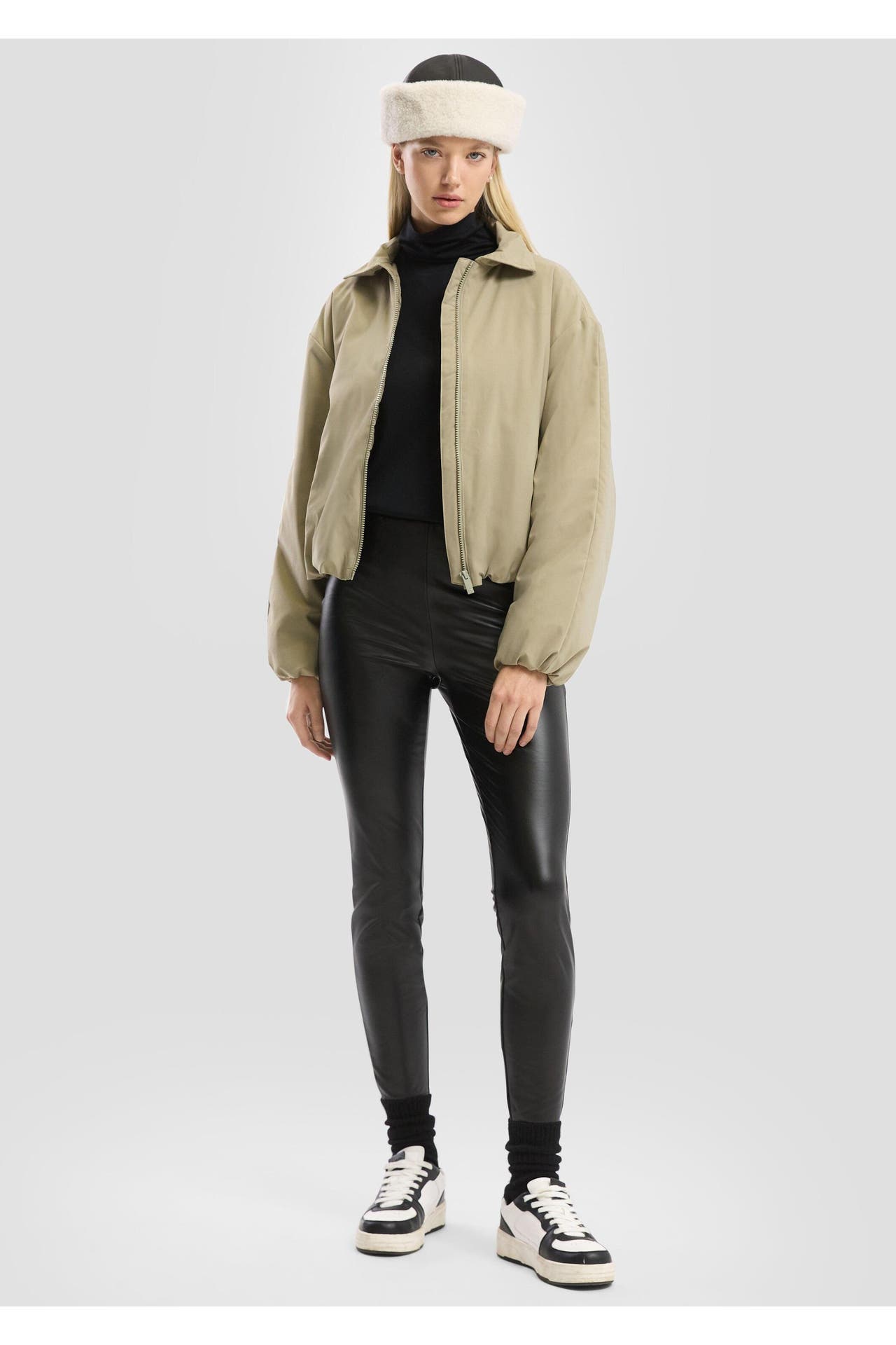 QS BY S.OLIVER Leggings 9999_schwarz Tapered, Bild 1