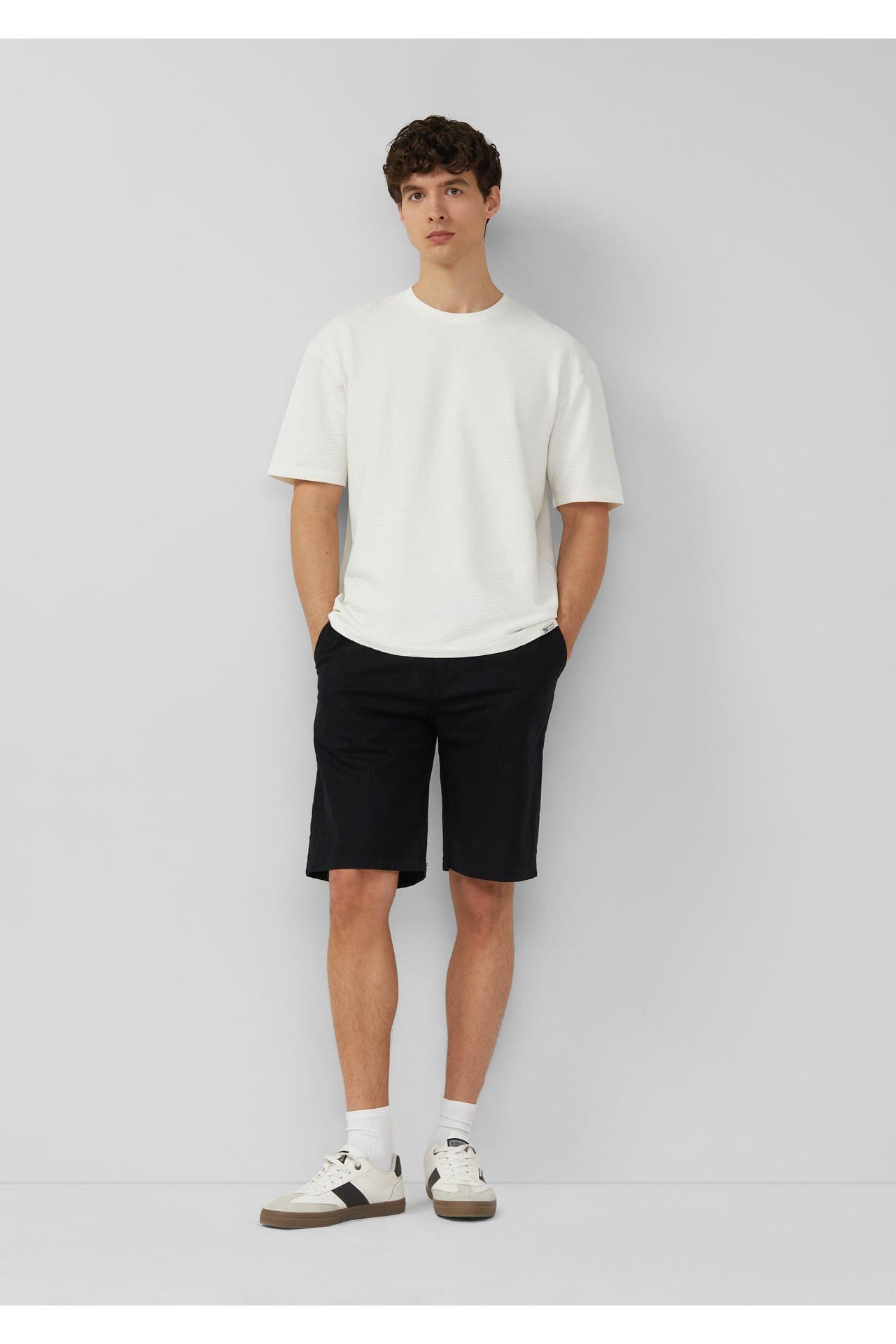 S.OLIVER Short DETROIT 9999_schwarz Tapered, Bild 1