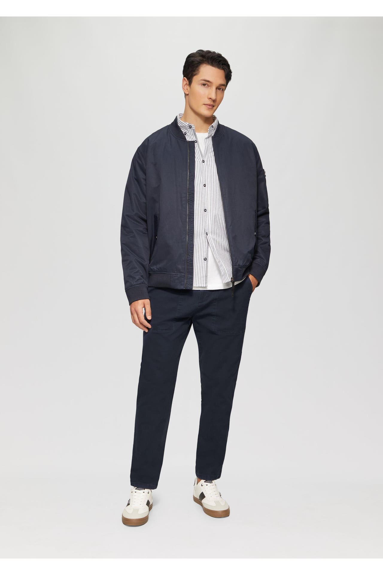 S.OLIVER Chino DETROIT 5852_tiefblau Tapered, Bild 1