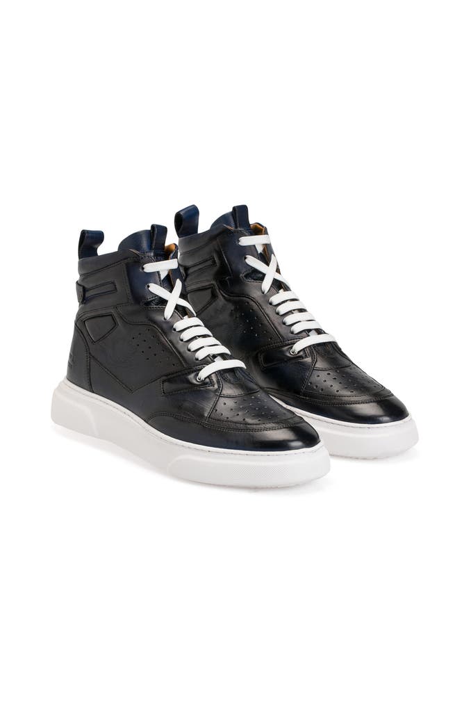 4065161692040-gv-1280x1920-1.  