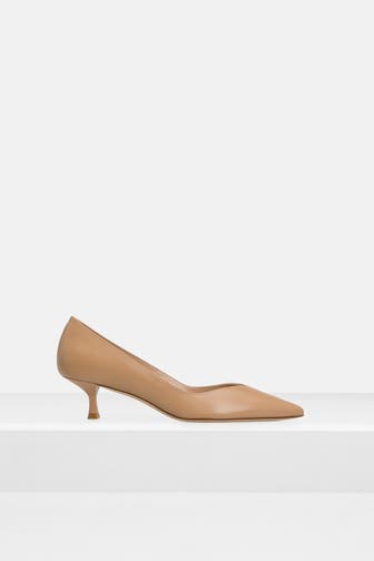STUART WEITZMAN Leder-Pumps 'Eva 50' beige