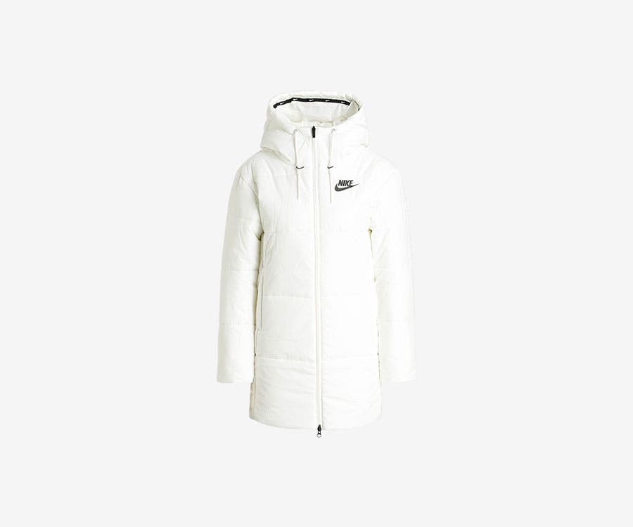 Additional offers from the brand Nike 221129-nike-angebote-900x750px-3.jpg