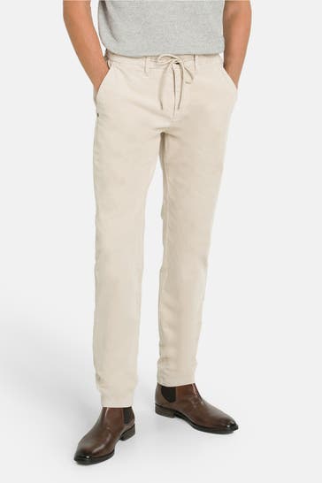 NEW ZEALAND AUCKLAND Cordhose ecru