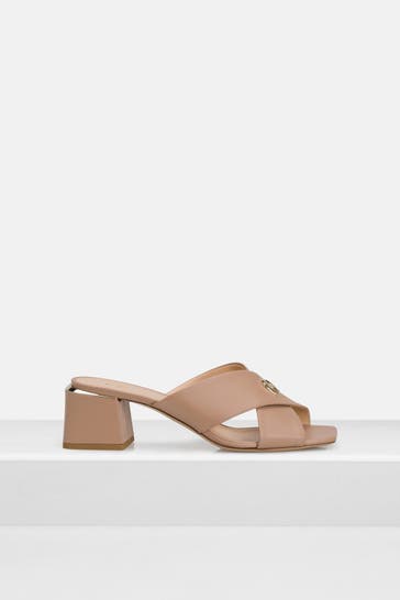 AIGNER Mules 'Hannah' beige
