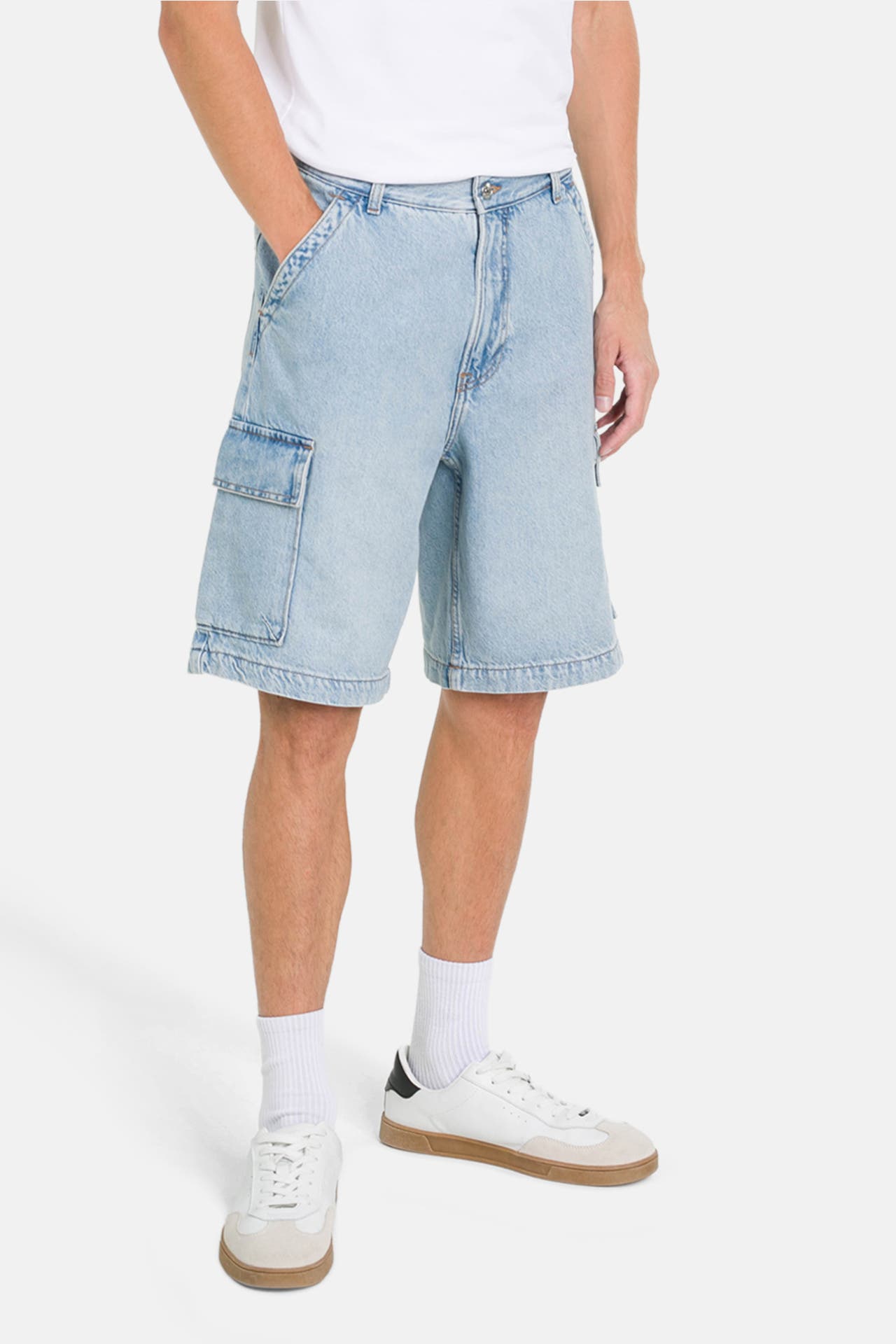 CALVIN KLEIN Jeansshorts hellblau, Bild 1
