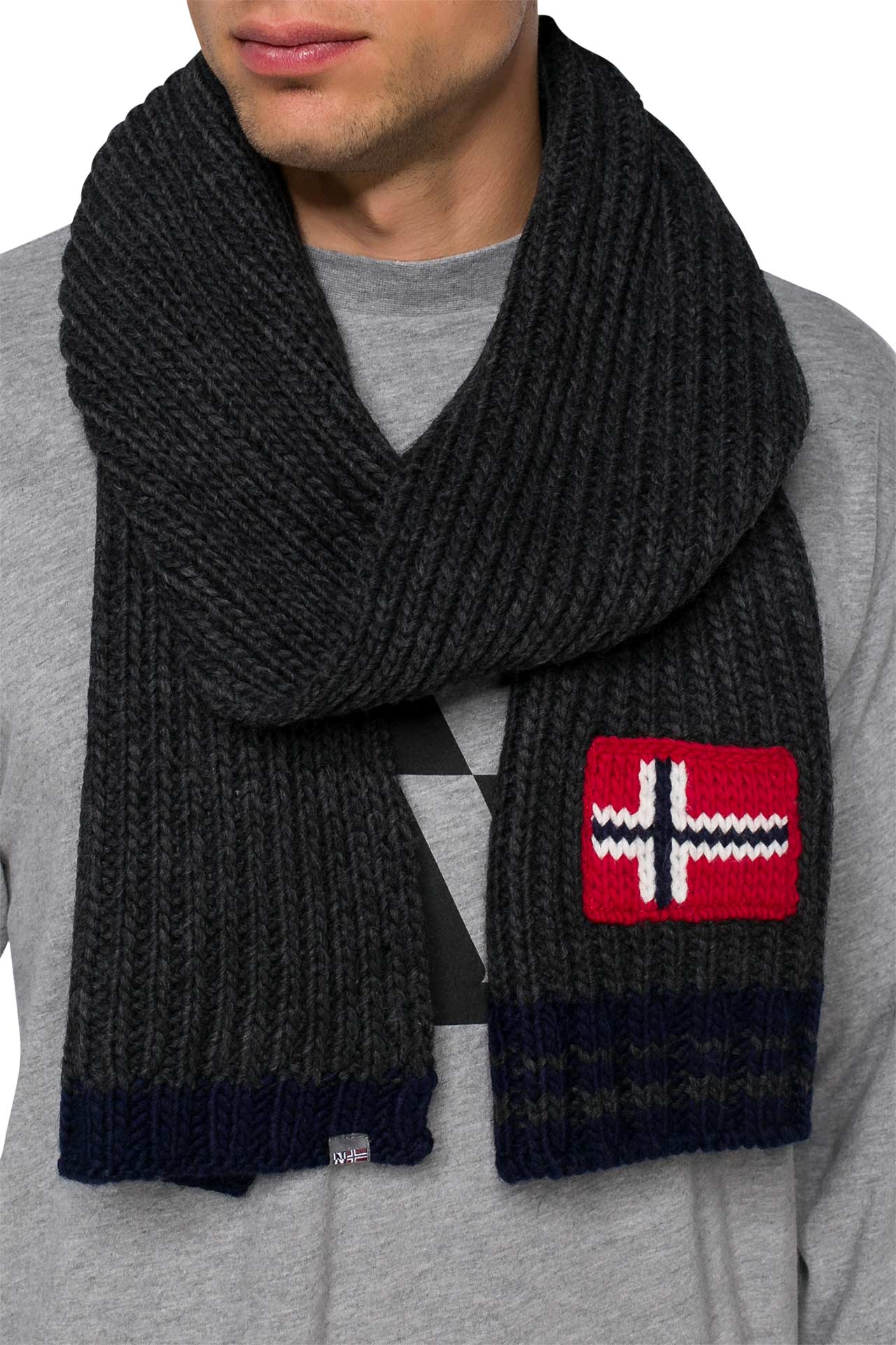 NAPAPIJRI Strickschal 'Foreil', Bild 1