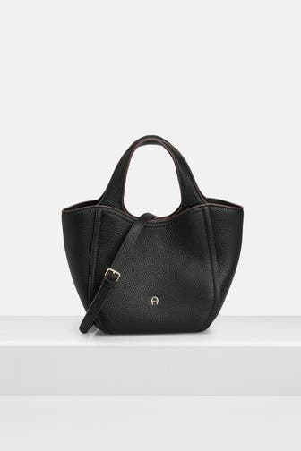 AIGNER Handtasche 'Elvina' schwarz