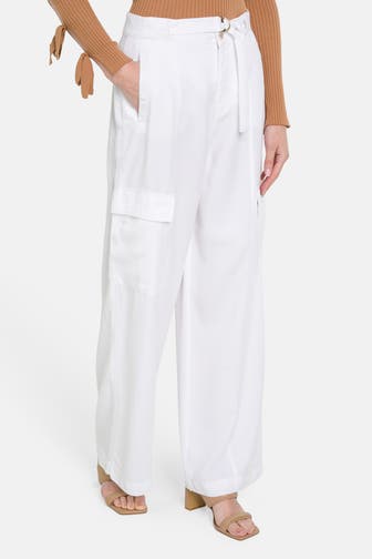 GUESS Stoffhose weiß