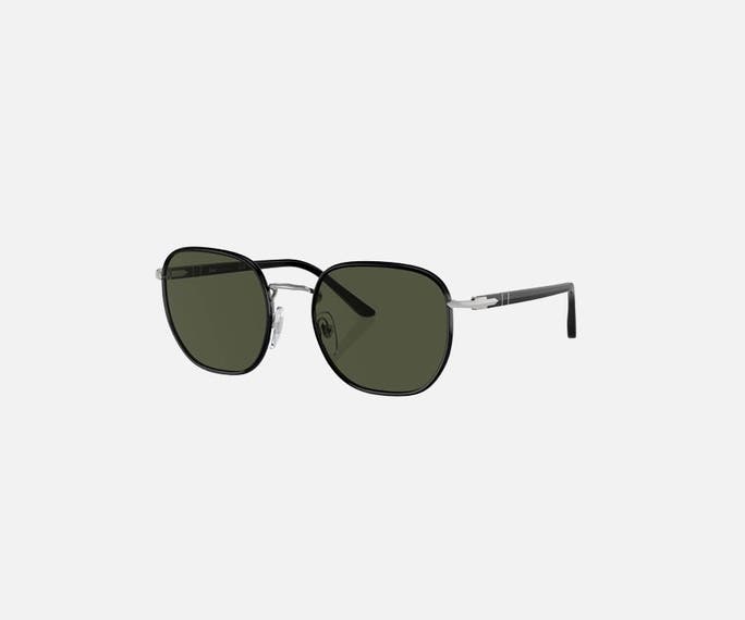 Sunglass Hut