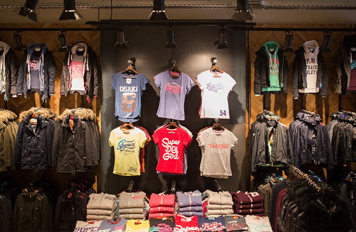 pomp Clan Verdraaiing Superdry OUTLET in Germany • Sale up to 70%* off | Outletcity Metzingen