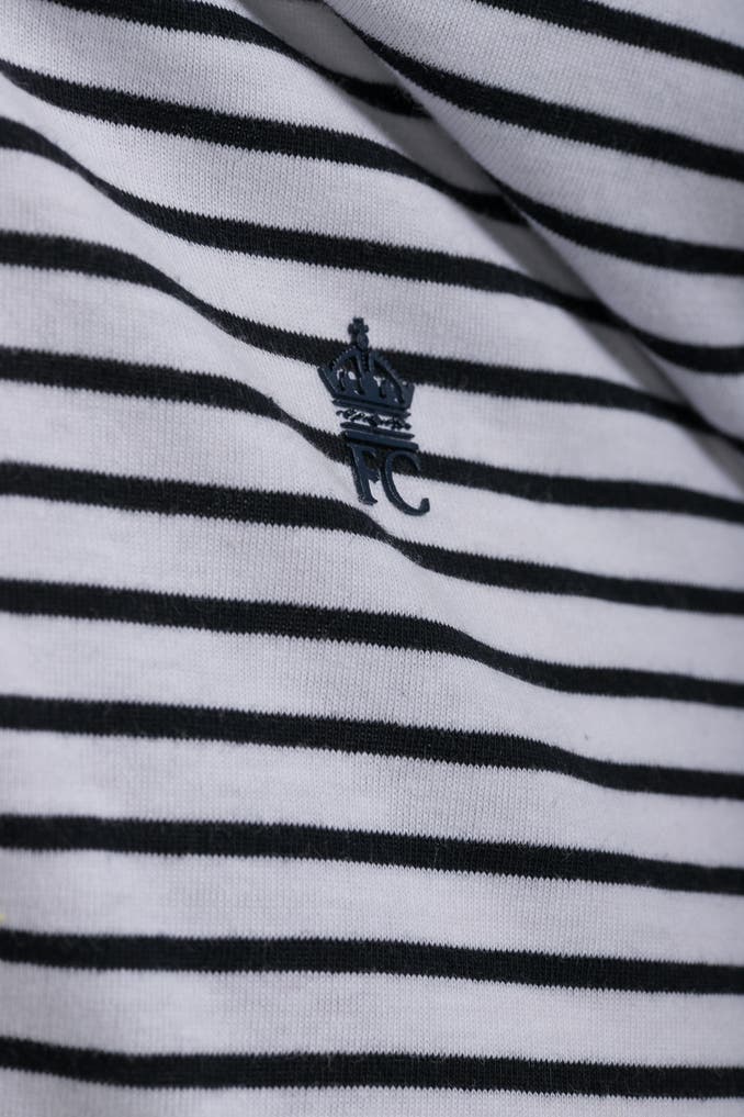 French Connection - T-shirt met kleurvlakken in zwart, wit en