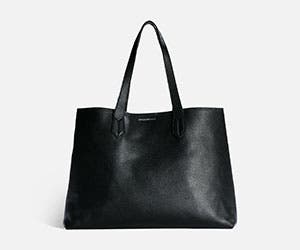 Additional offers from the brand Armani 220121-armani-angebote-300x250px.jpg