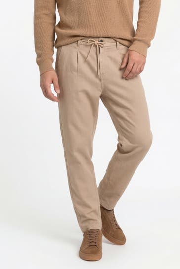 NEW ZEALAND AUCKLAND Chino hellbraun