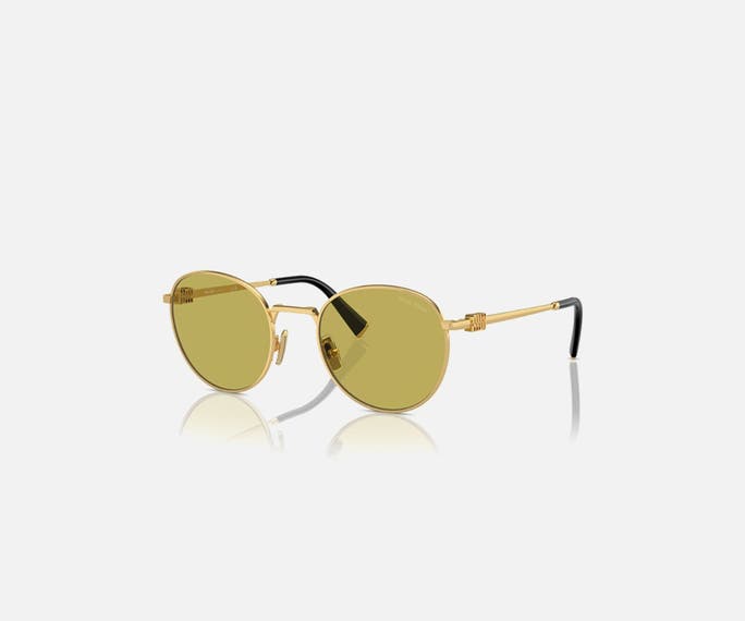 Sunglass Hut