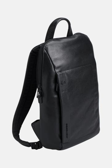 PIQUADRO Rucksack schwarz