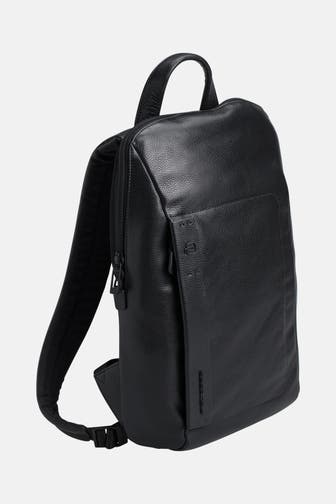 PIQUADRO Rucksack schwarz