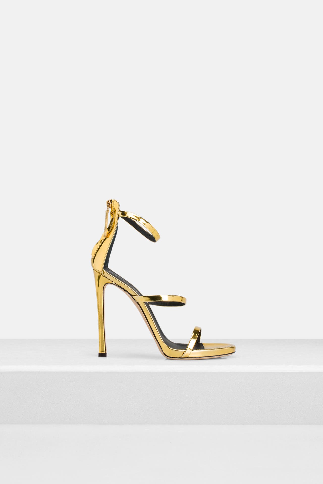 GIUSEPPE ZANOTTI Pumps gold, Bild 1