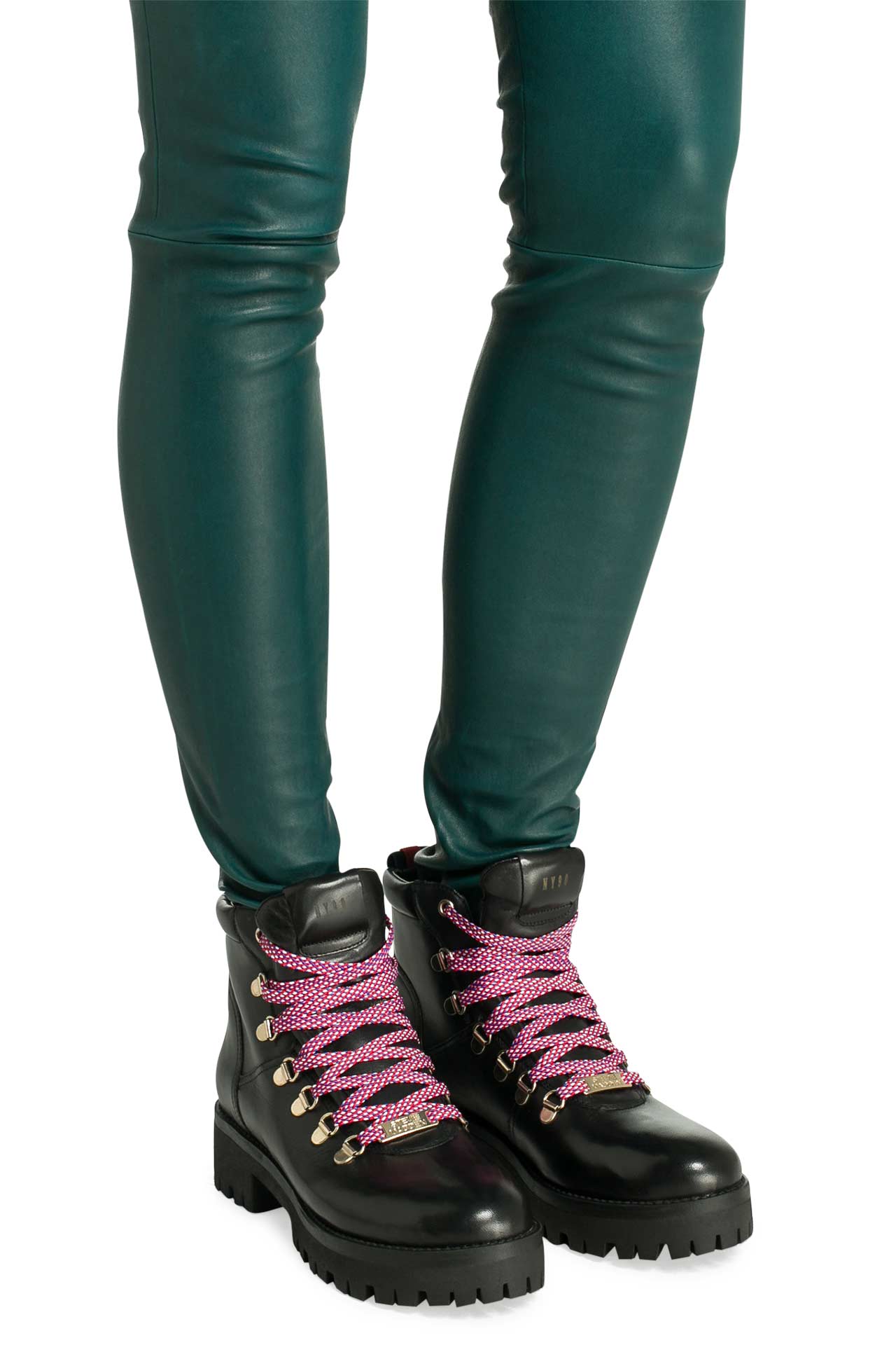 Steve madden top boomer boots