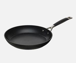 브랜드의 추가 제공 사항 Le Creuset 220727-lecreuset-angebote-300x250px-6.jpg
