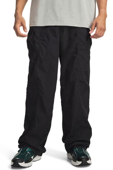 UNDER ARMOUR Black trousers
