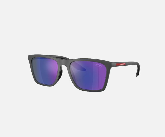 SUNGLASS HUT